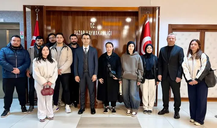 Kaymakamı Hamza İnam, Erzurumlu gençleri ağırladı